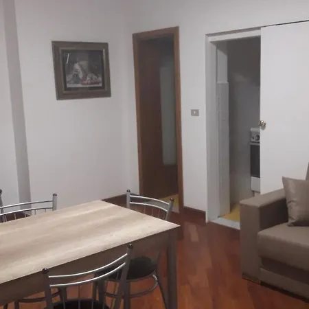 Camere Maik *
